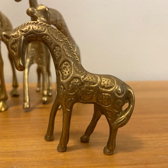 Vintage Brass Giraffes Set of 5 - Picture 4 of 9